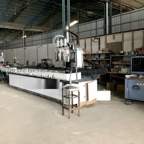 极简美学与高效制造 佛山铭成机械自动钻铣机的专业应用